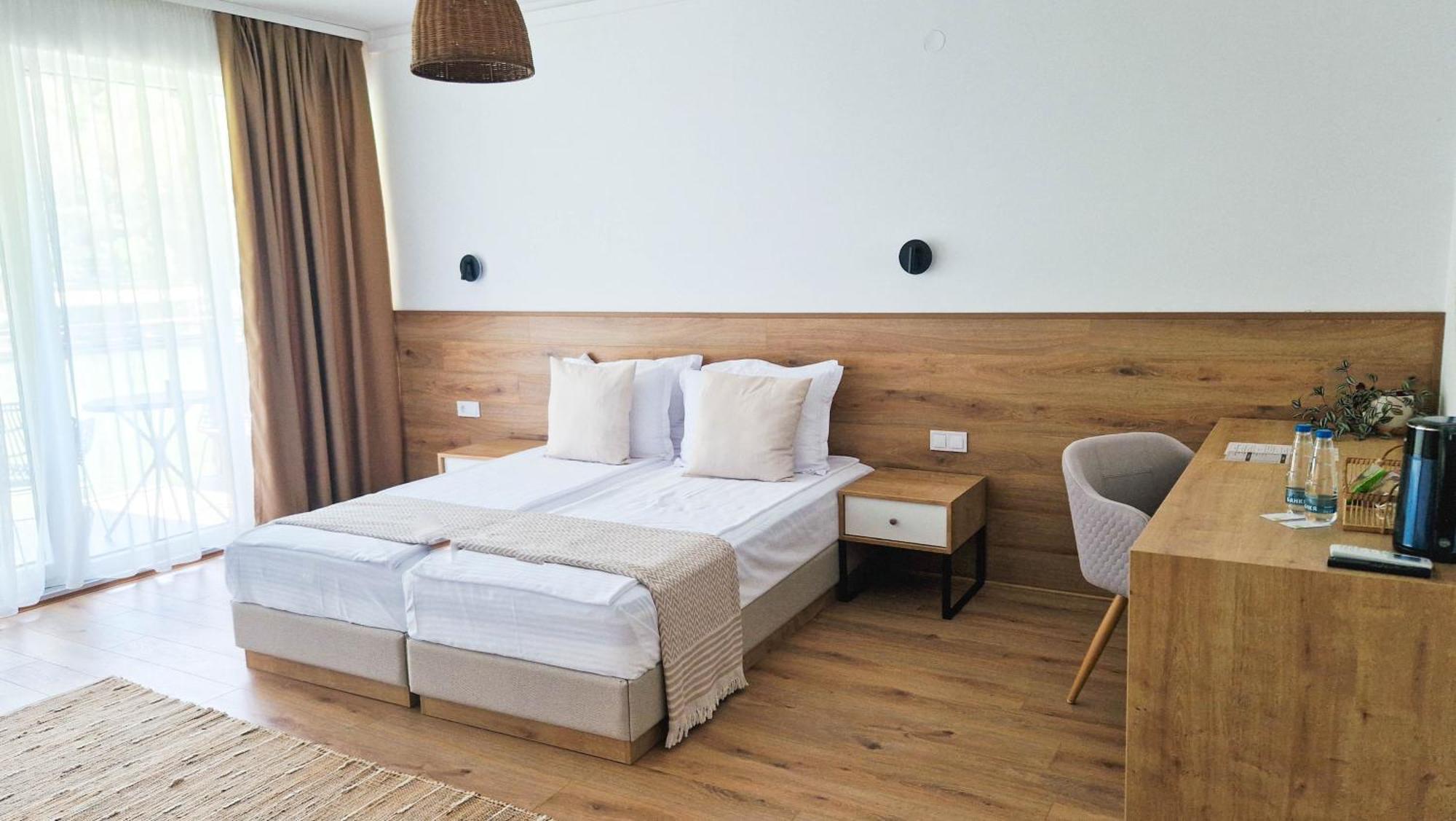 Waterside Spa Hotel أوجنيانوفو المظهر الخارجي الصورة